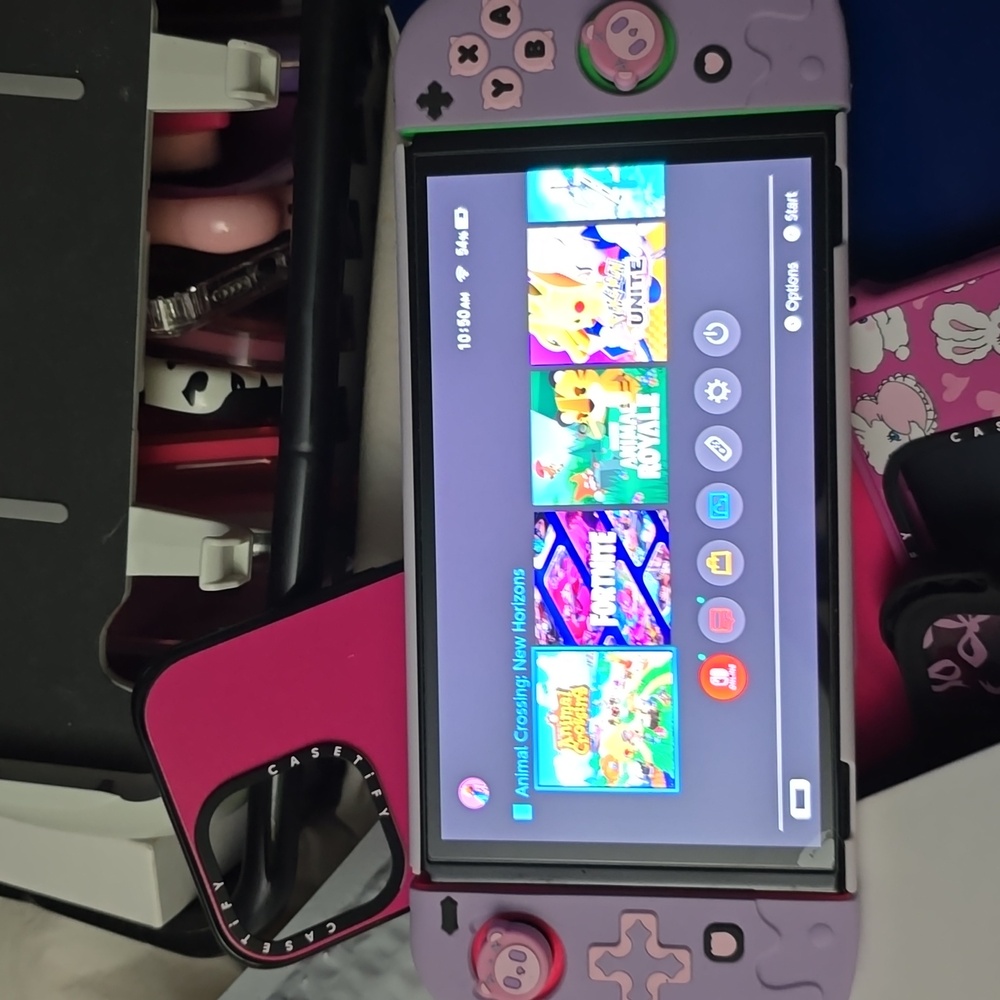 Nintendo Switch OLED LIKE NEW WITH GAMES AND ACNH GAME CHIP